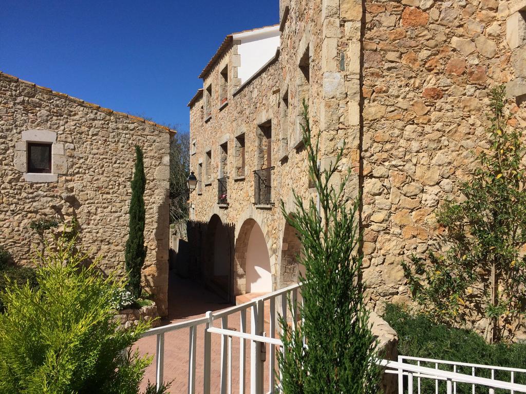Apartaments La Palmera, Terrace & Pool Sant Marti d'Empuries Exterior photo